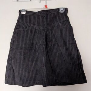 Zellers vintage grey skirt size 9. 100% cotton